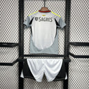 Benfica III 24/25 conjunto infantil - Benfica - 24/25 - Conjunto infantil - Fútbol - Equipamiento deportivo - Niños - Estilo.