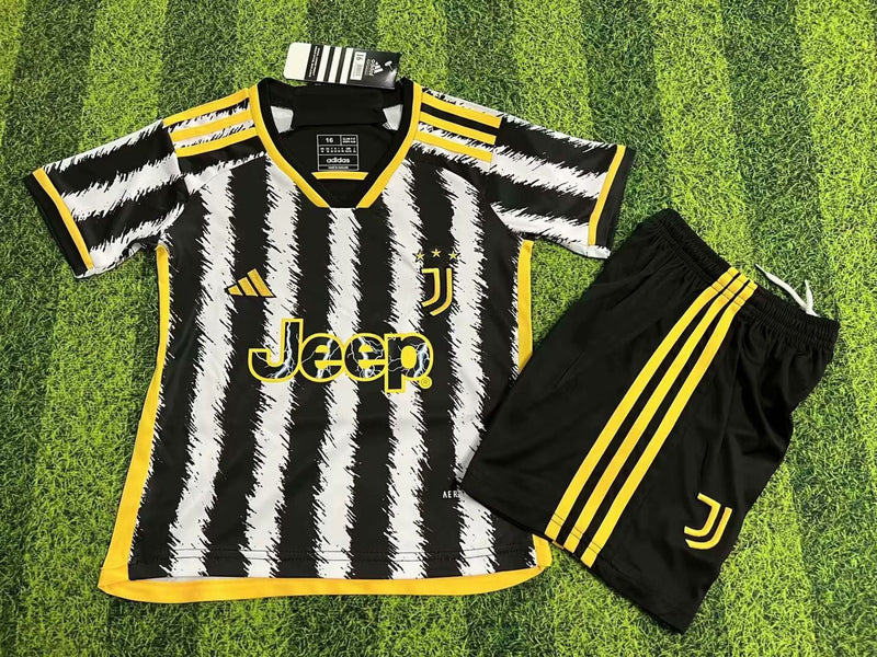 JUVENTUS I 23/24 CONJUNTO INFANTIL