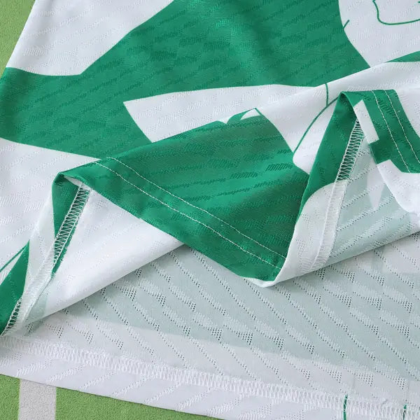REAL BETIS NARUTO 25/26 HOMBRE VERSIÓN JUGADOR