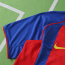 BARCELONA I 04/05 HOMBRE RETRO