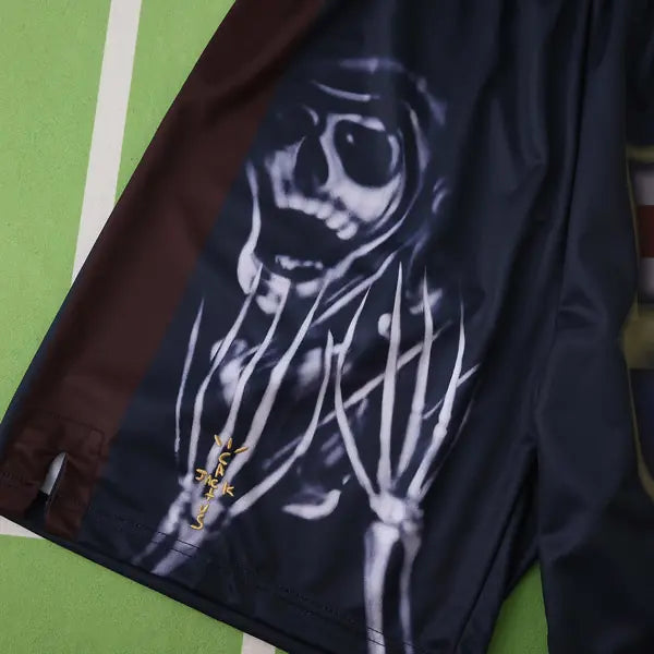 PANTALONES CORTOS BARCELONA X TRAVIS SCOTT HOMBRE RETRO