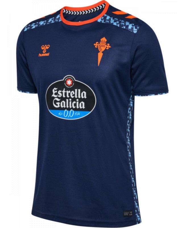 Celta de Vigo 20242025 - Camiseta alternativa Celta de Vigo - Hummel Celta de Vigo - LALIGA - Diseño moderno - Detalles únicos - Vigo - Azul marino - Patrón camuflado - Puente Rande - Pazo Quiñones de Leão - Faro de Alcabre - Co-Catedral-Basílica de Santa María de Vigo - Arcadas de Berbés - Gola redonda - Naranja - Escudo del Celta - Logotipo de Hummel - Tecnologías innovadoras - Confort - Rendimiento.