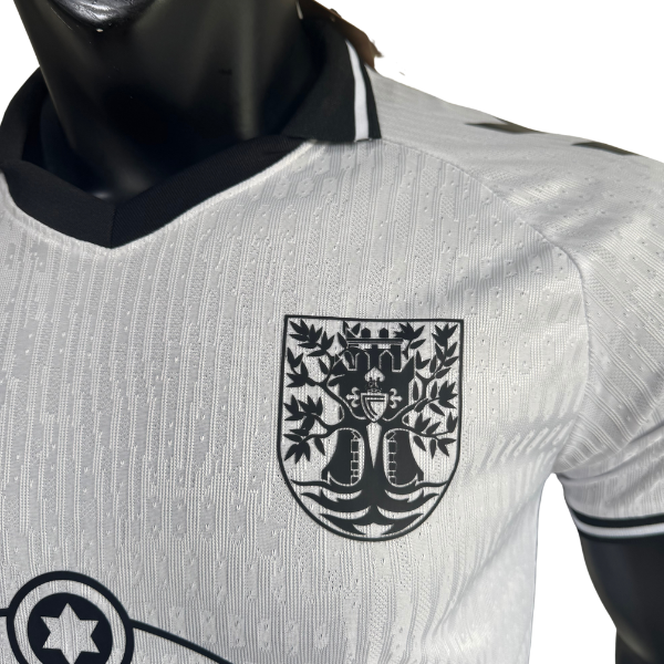 CELTA DE VIGO VERSIÓN JUGADOR EDICIÓN ESPECIAL BLANCA 25/26
