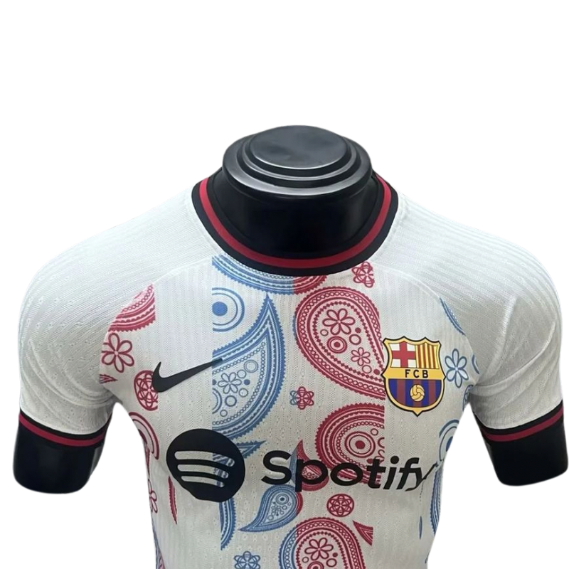 BARCELONA EDICIÓN ESPECIAL BLANCA 24/25 HOMBRE VERSIÓN JUGADOR