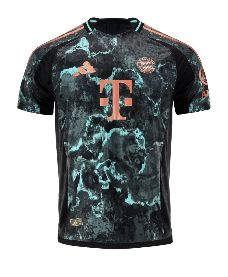 Camiseta - de - fútbol - Adidas - FC - Bayern - München - 2024-2025 - camiseta - exterior - diseño - único - roseta - turquesa - inspiración - Baviera - símbolo - icónico - cultura - homenaje. 