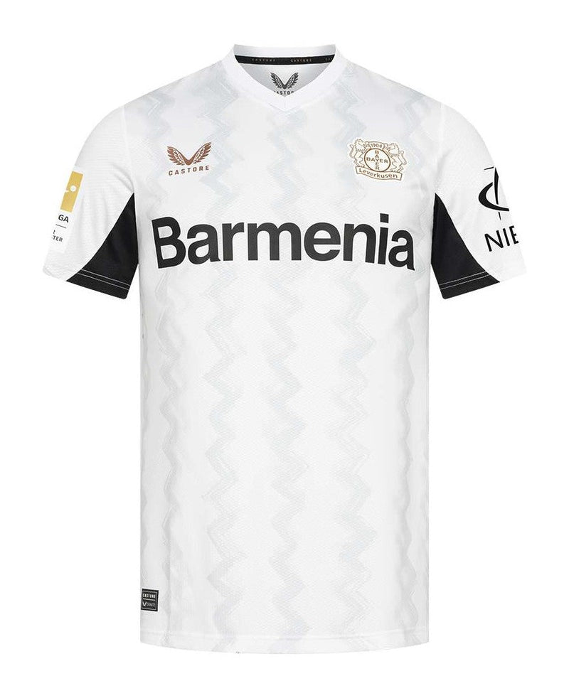 Camiseta - Bayer - 04 - Leverkusen - Uniforme - II - 2024-2025 - Castore - Blanca - Rayas - Zigzag - Gris - Claro - Frente - Fútbol - Bundesliga - Champions - League - Ropa - Deportiva - Fanáticos - Fútbol - Alemania - Compra - Online. 