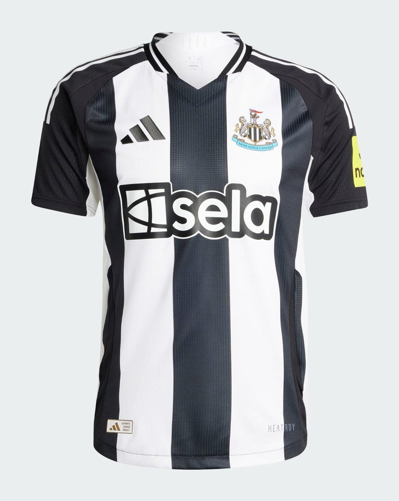 Camiseta Newcastle United - 2024-25 - Newcastle - Fútbol - Premier League - Blanco - Negro - Adidas - Diseño - Temporada - Camiseta titular - Club - Estadio - Jugadores - Moda - Estilo - Comprar - Camisetas de fútbol - Venta - Última colección - Moda deportiva