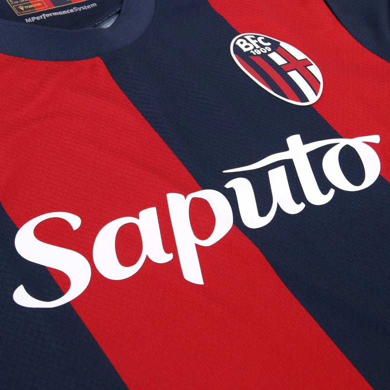 Camiseta Bologna - 2024-25 - Bologna - Fútbol - Serie A - Champions League - Macron - Diseño - Temporada - Camiseta titular - Club - Estadio - Jugadores - Moda - Estilo - Comprar - Camisetas de fútbol - Venta - Última colección - Moda deportiva