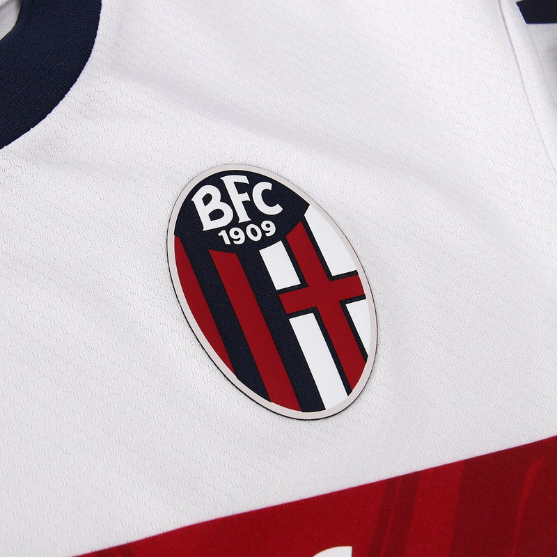 Reserva-blanca-Camiseta Bologna - 2024-25 - Bologna - Fútbol - Serie A - Champions League - Macron - Diseño - Temporada - Camiseta titular - Club - Estadio - Jugadores - Moda - Estilo - Comprar - Camisetas de fútbol - Venta - Última colección - Moda deportiva -