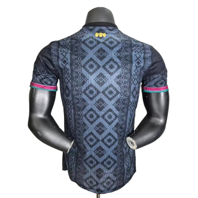 ENSEMBLE YUJI II 25/26 HOMBRE (VERSIÓN JUGADOR)