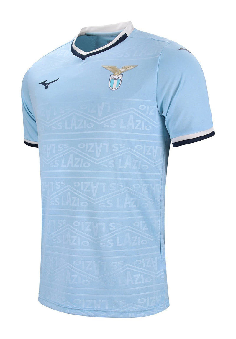 Camiseta Lazio - 2024-25 - Lazio - Fútbol - Serie A - Celeste - Blanco - Azul - Mizuno -  Diseño -  Temporada - Camiseta titular - Club - Estadio - Jugadores - Moda - Estilo - Comprar - Camisetas de fútbol - Venta - Última colección - Moda deportiva -  



