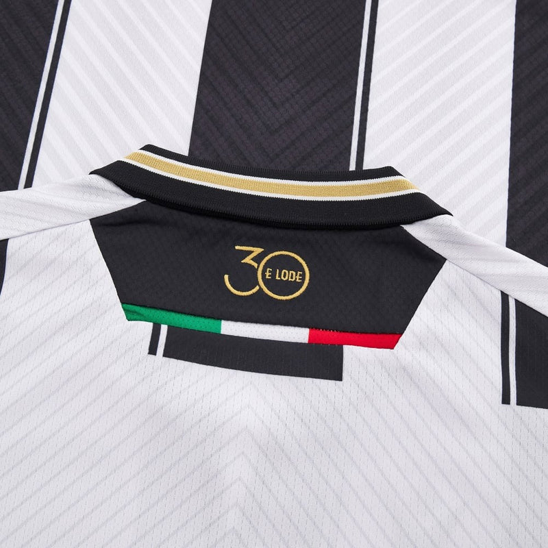 Udinese - 2024-25 - Udinese - Fútbol - Serie A - Blanco - Negro - Macron -  Diseño -  Temporada - Camiseta titular - Club - Estadio - Jugadores - Moda - Estilo - Comprar - Camisetas de fútbol - Venta - Última colección - Moda deportiva -  

