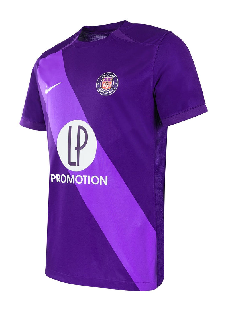 Roxo- Toulouse FC - 2024/2025 - Toulouse - Fútbol - Ligue 1 - Copa de Francia - Nike - Diseño clásico - Azul y blanco - Camiseta titular - Club - Tecnologías innovadoras - Comodidad - Rendimiento - Estilo - Moda - Camisetas de fútbol - Temporada - Uniforme