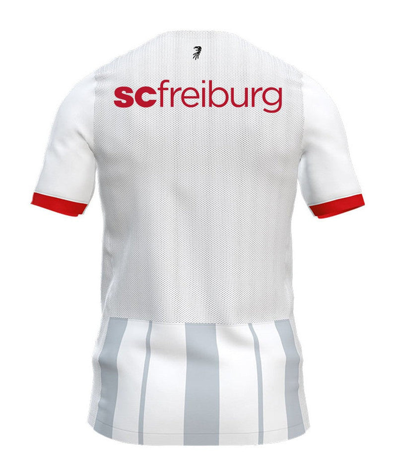 SC Freiburg - 2024/2025 - Camiseta Freiburg - Uniforme Freiburg - Nike Freiburg - Diseño moderno - Blanco - Gris - Rojo - Negro - Bundesliga - Copa de Alemania - Patrón gráfico - Identidad del club - Gola redonda - Escudo del club - Logo de Nike - Patrocinio Schwarzwald-Baar Klinikum - Tecnologías innovadoras - Confort - Rendimiento. 