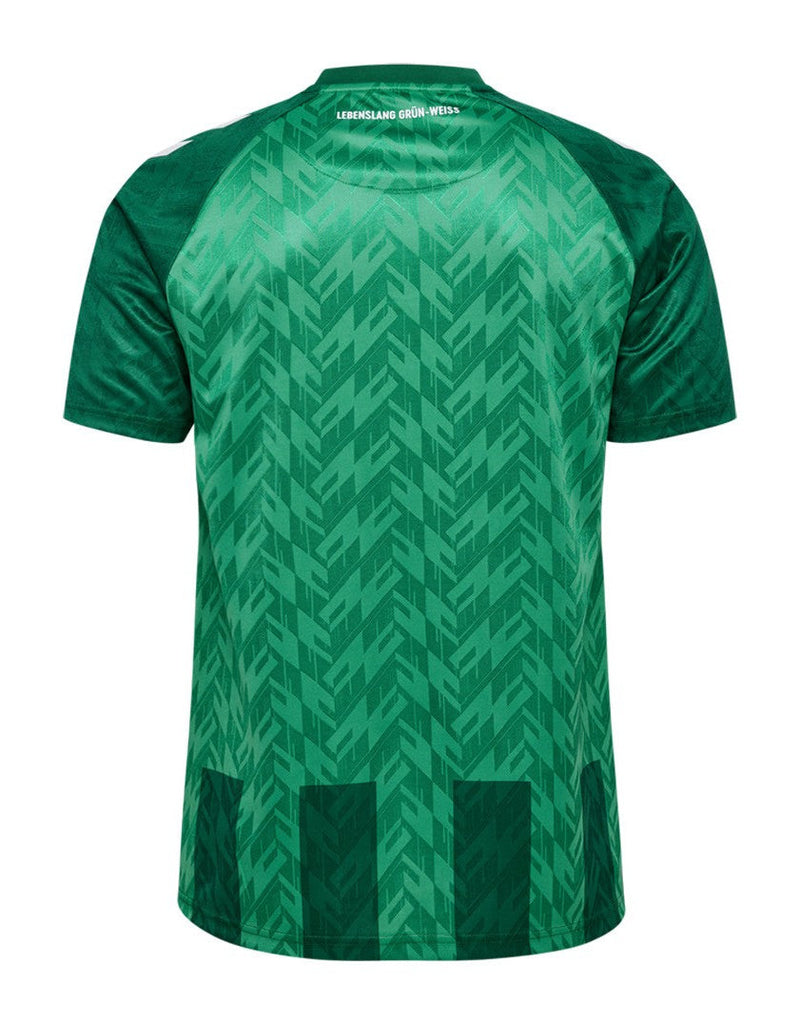 Werder Bremen - 2024/2025 - Camiseta Werder Bremen - Uniforme titular Werder Bremen - Hummel Werder Bremen - Diseño clásico - Verde y blanco - Detalles actuales - Bundesliga - Competición de fútbol - Gola en V - Escudo del club - Logo de Hummel - Tecnología avanzada - Rendimiento - Confort - Historia - Modernidad. 