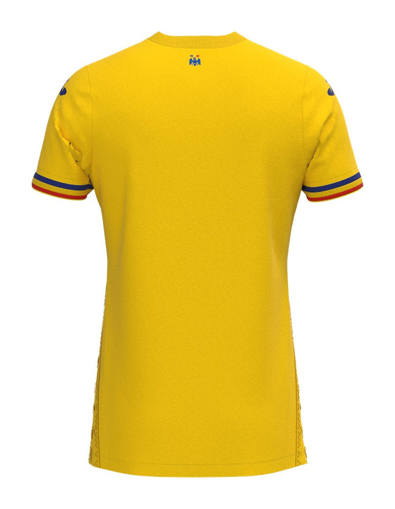 Rumanía - 2023/2024 - Camiseta Rumanía - Uniforme titular Rumanía - Joma Rumanía - Diseño clásico - Azul y amarillo - Competiciones internacionales - Escudo nacional - Detalles estilizados - Gola en V - Pantalones amarillos - Medias azules - Tradición - Innovación - Identidad - Tecnologías avanzadas - Rendimiento.