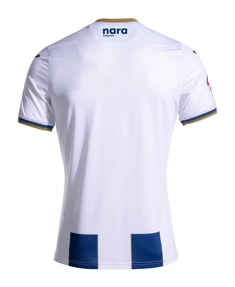 Leganés 2024/2025 - Camiseta Leganés - Uniforme titular Leganés - Joma Leganés - LaLiga EA Sports - Diseño clásico - Diseño moderno - Azul - Blanco - Negro - Gola redonda - Escudo del Leganés - Logo de Joma - Identidad del club - Historia del club - Tecnologías innovadoras - Confort - Rendimiento.