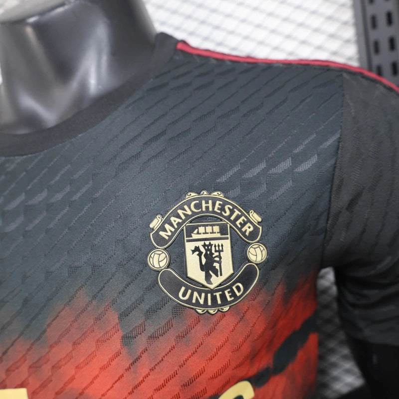 CAMISETA MANCHESTER UNITED ENTRENAMIENTO 25/26 HOMBRE (VERSIÓN JUGADOR)