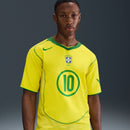 BRASIL I 2004 RONALDINHO HOMBRE (RETRO)