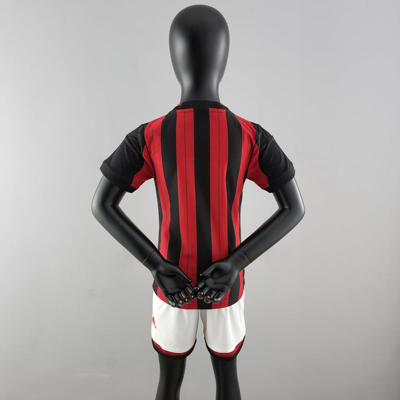 MILAN I 14/15 (RETRO) CONJUNTO INFANTIL