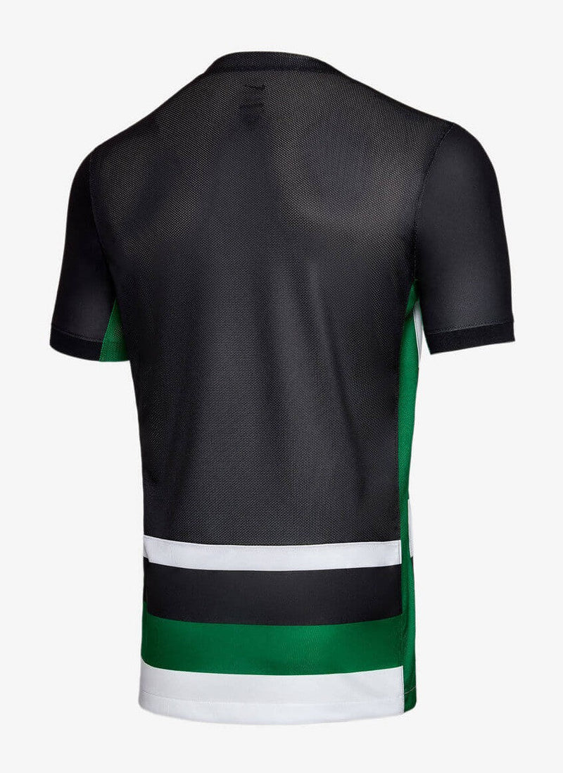 SportingCP20242025-CamisetaSportingCP-UniformetitularSportingCP-NikeSportingCP-PrimeiraLiga-CopadePortugal-ChampionsLeague-Disenoclasico-Disenomoderno-Verde-Blanco-Golaredon