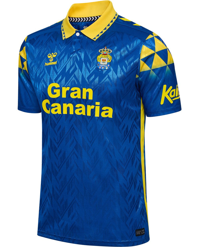 UD Las Palmas 2024/2025 - Camiseta alternativa Las Palmas - Hummel Las Palmas - La Liga EA Sports - Diseño moderno - Inspiración canaria - Amarillo - Azul - Islas Canarias - Gola redonda - Escudo de la UD Las Palmas - Logo de Hummel - Tradición del club - Innovación de Hummel - Tecnologías innovadoras - Confort - Rendimiento.