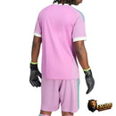 CONJUNTO MANCHESTER UNITED PORTERO ROSA 26/27 HOMBRE