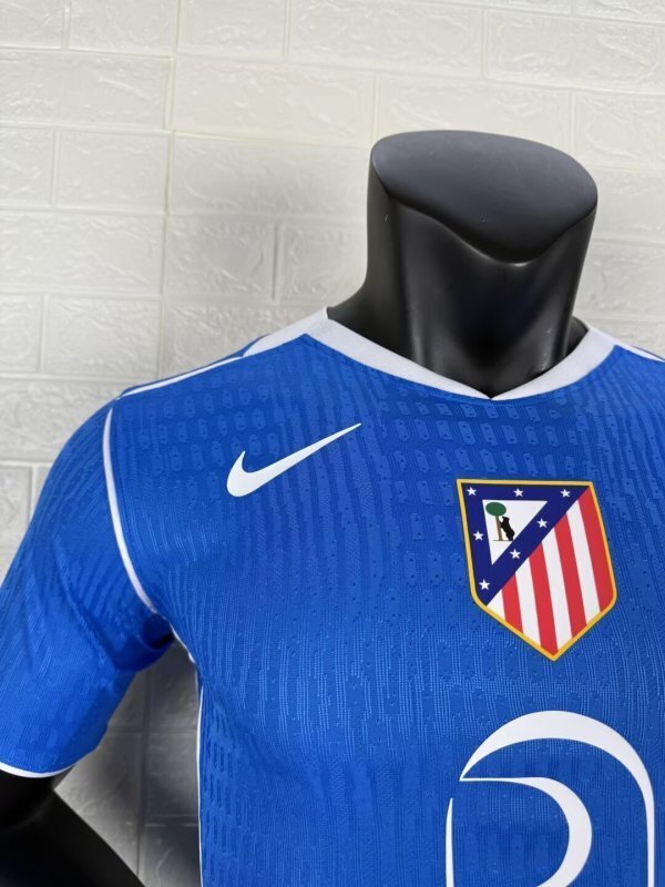 ATLÉTICO DE MADRID III 25-26 VERSIÓN JUGADOR