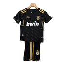 camiseta-real-madrid-hombre-ii-retro-blanca-conjunto-de-ninos-2011-12