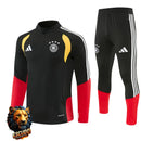 CHÁNDAL MEDIA CREMALLERA + PANTALONES ALEMANIA NEGRO Y ROJO 26/27 HOMBRE