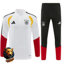 CHÁNDAL MEDIA CREMALLERA + PANTALONES ALEMANIA BLANCO Y ROJO 26/27 HOMBRE