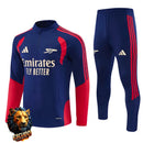 CHÁNDAL MEDIA CREMALLERA + PANTALONES ARSENAL AZUL MARINO Y ROJO 26/27 HOMBRE