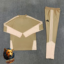 CHÁNDAL MEDIA CREMALLERA + PANTALONES ARSENAL DORADO Y BEIGE 26/27 HOMBRE