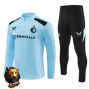 CHÁNDAL MEDIA CREMALLERA + PANTALONES FEYENOORD AZUL CELESTE Y NEGRO 26/27 HOMBRE