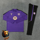 CHÁNDAL MEDIA CREMALLERA + PANTALONES BARCELONA MORADO Y NEGRO 26/27 HOMBRE
