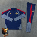CHÁNDAL MEDIA CREMALLERA + PANTALONES BAYERN MÚNICH AZUL MARINO Y GRIS 26/27 HOMBRE