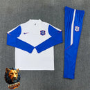 CHÁNDAL MEDIA CREMALLERA + PANTALONES CHELSEA BLANCO Y AZUL 26/27 HOMBRE