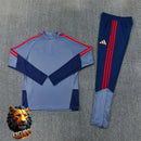 CHÁNDAL MEDIA CREMALLERA + PANTALONES BAYERN MÚNICH GRIS OSCURO Y AZUL MARINO 26/27 HOMBRE