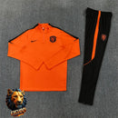 CHÁNDAL MEDIA CREMALLERA + PANTALONES HOLANDA NARANJA Y NEGRO 26/27 HOMBRE
