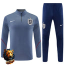 CHÁNDAL MEDIA CREMALLERA + PANTALONES INGLATERRA GRIS Y AZUL MARINO 26/27 HOMBRE