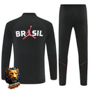 CHÁNDAL MEDIA CREMALLERA + PANTALONES BRASIL JORDAN NEGRO Y ROJO 26/27 HOMBRE