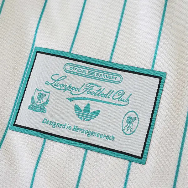 CAMISETA LIVERPOOL RETRO ENTRENAMIENTO 25/26 HOMBRE