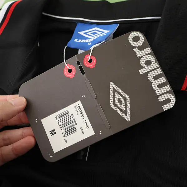 MANCHESTER UNITED 98/99 NEGRA HOMBRE (RETRO)