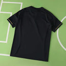 CAMISETA LIVERPOOL NEGRA ENTRENAMIENTO 25/26 HOMBRE