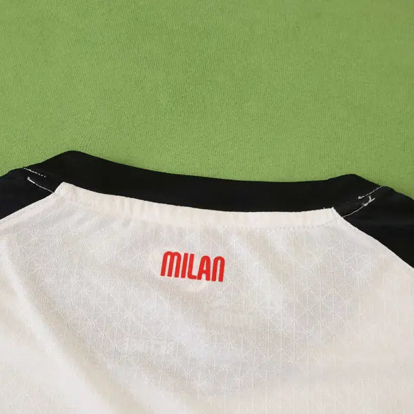 MILAN II 25/26 HOMBRE MANGA LARGA VERSIÓN JUGADOR