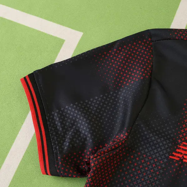 CAMISETA BAYERN LEVERKUSEN I 25/26 CONJUNTO INFANTIL
